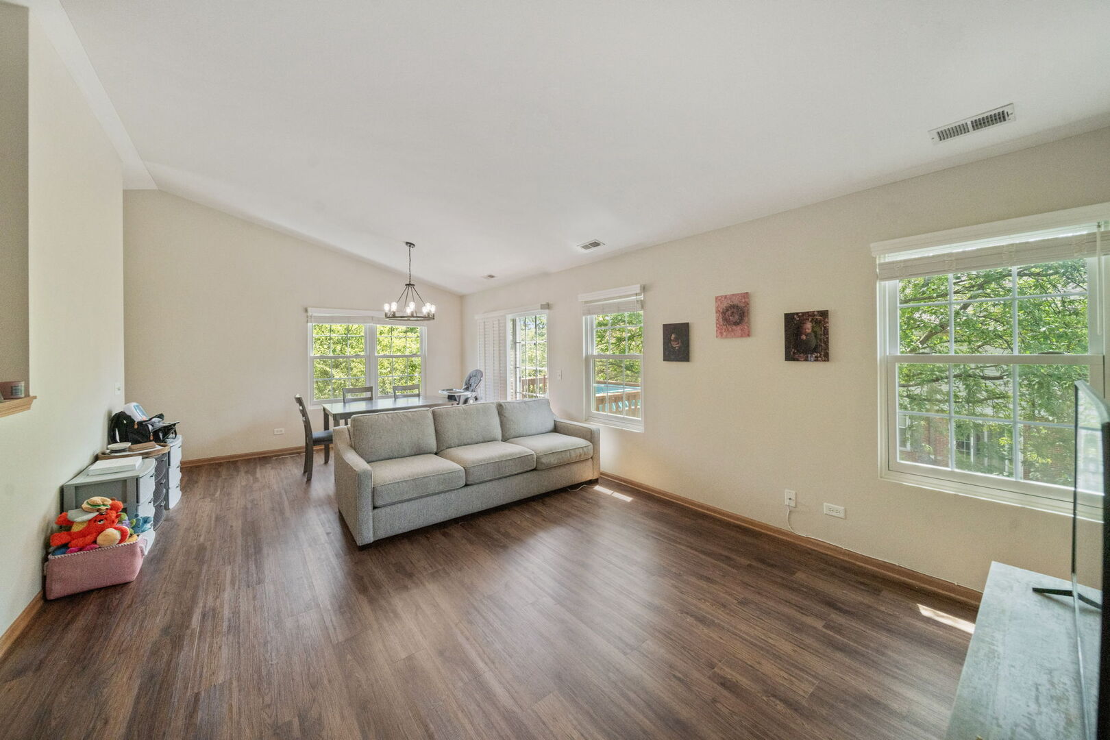 24014 W Walnut Circle #24014, Plainfield, IL 60585