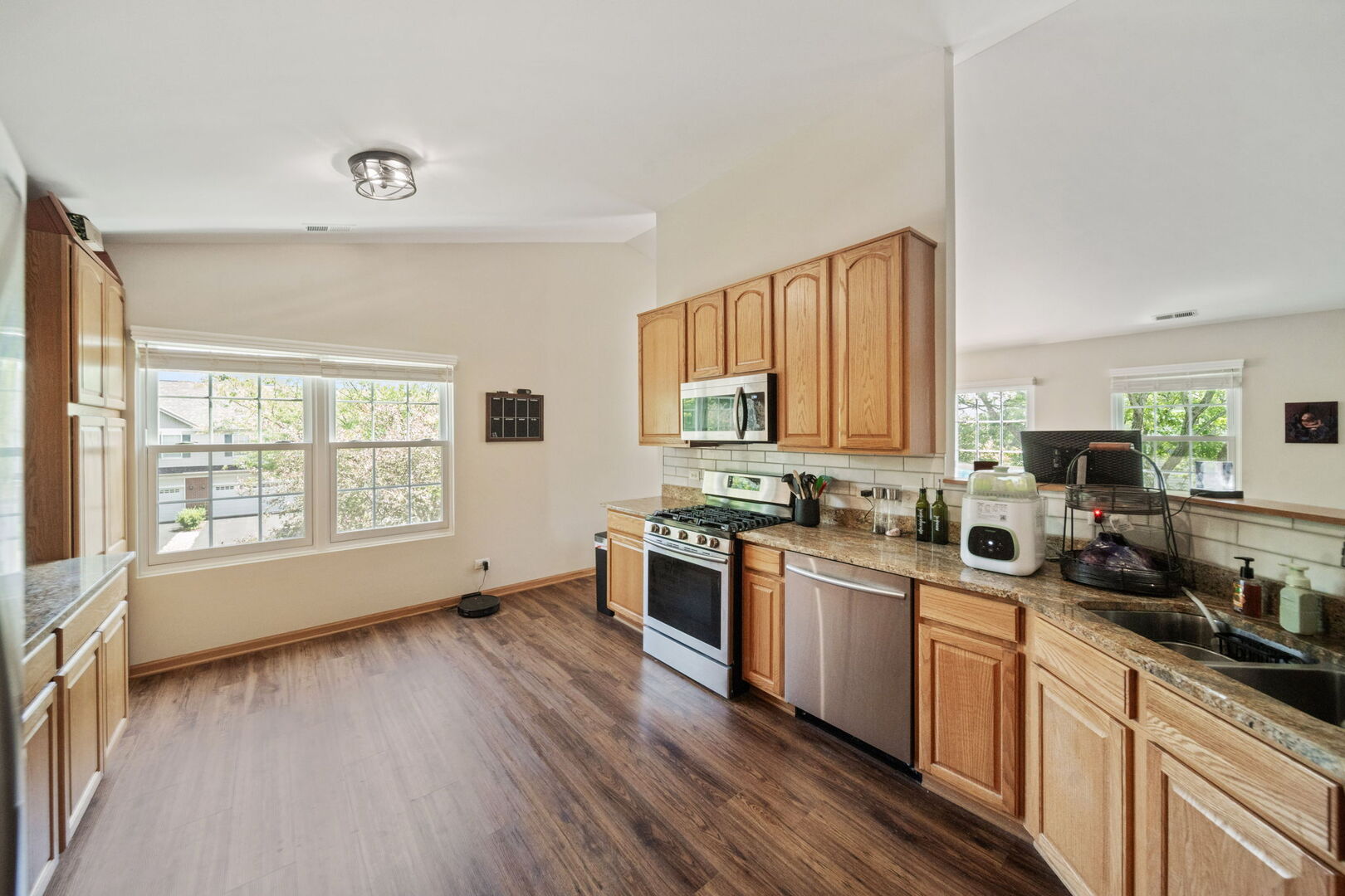 24014 W Walnut Circle #24014, Plainfield, IL 60585