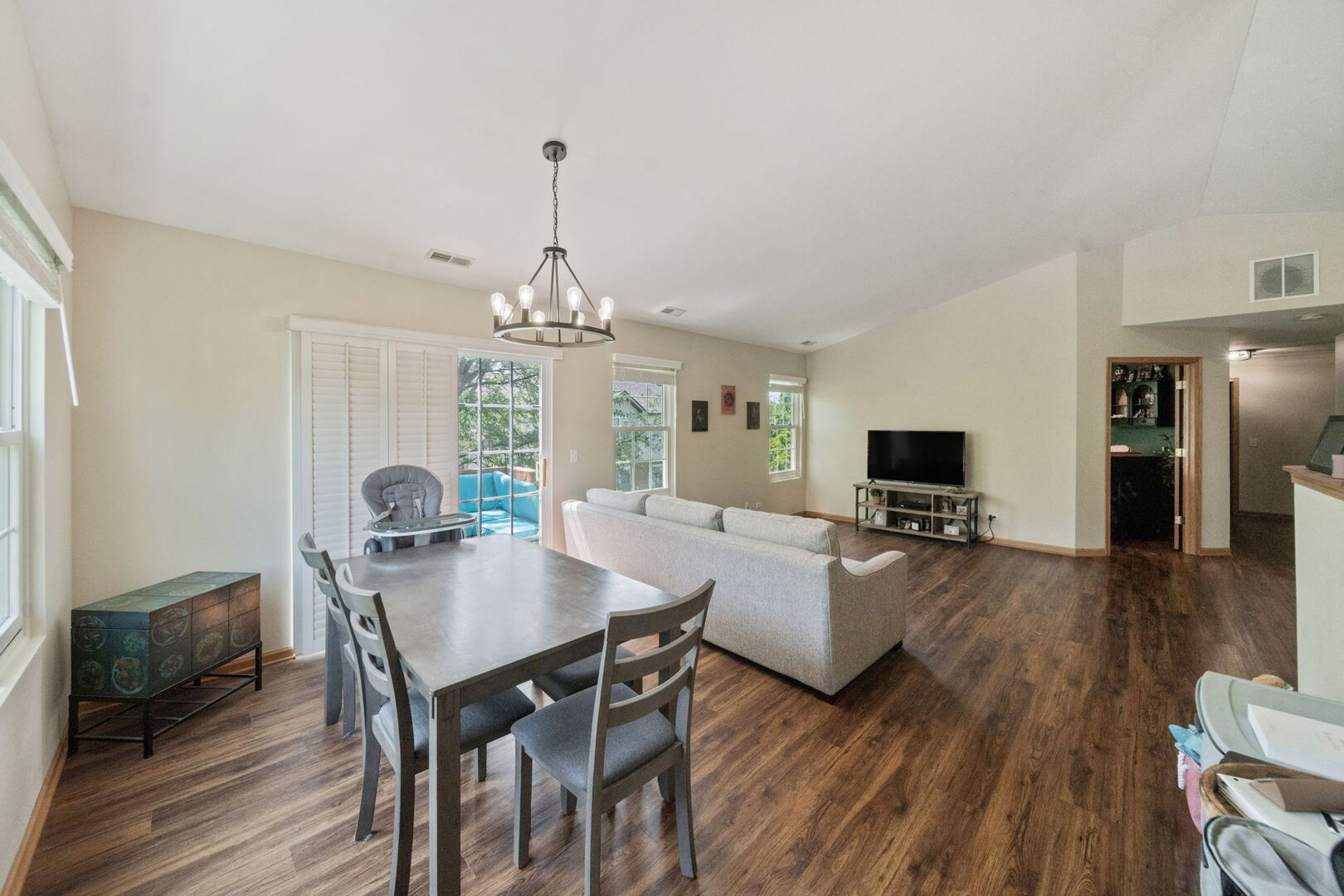 24014 W Walnut Circle #24014, Plainfield, IL 60585