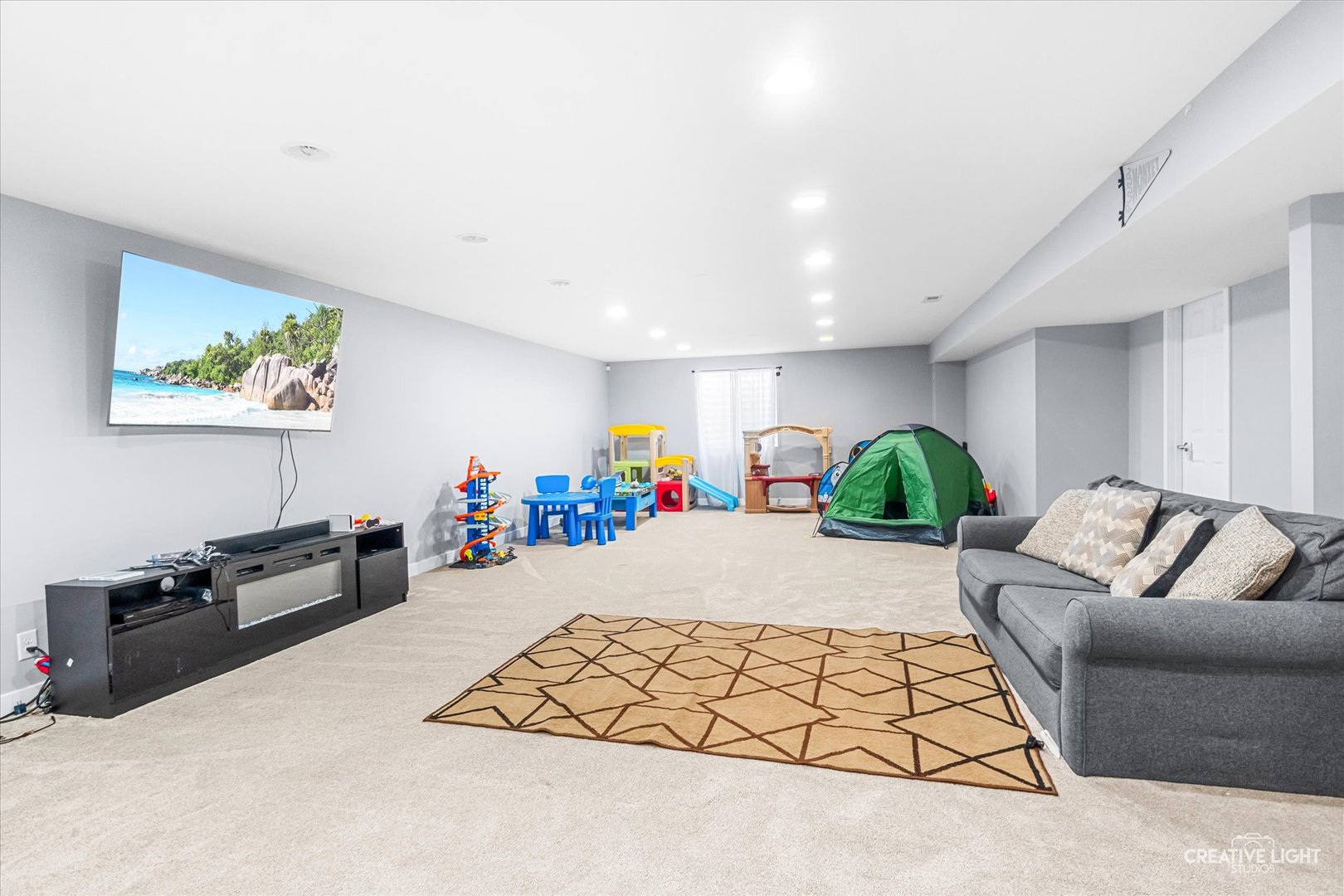 1402 Ruby Drive, Yorkville, IL 60560