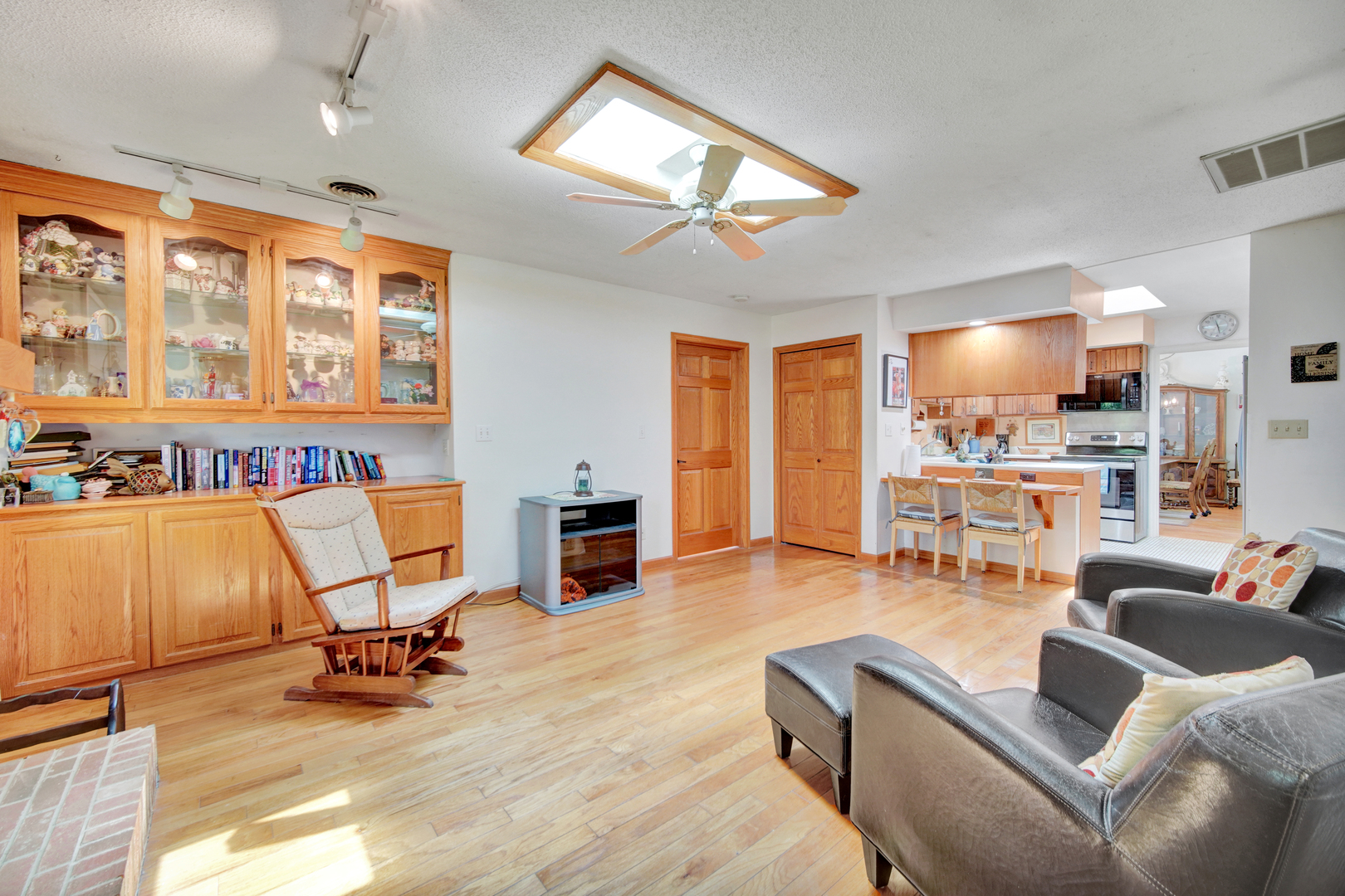 2418 N Nottingham Court, Champaign, IL 61821