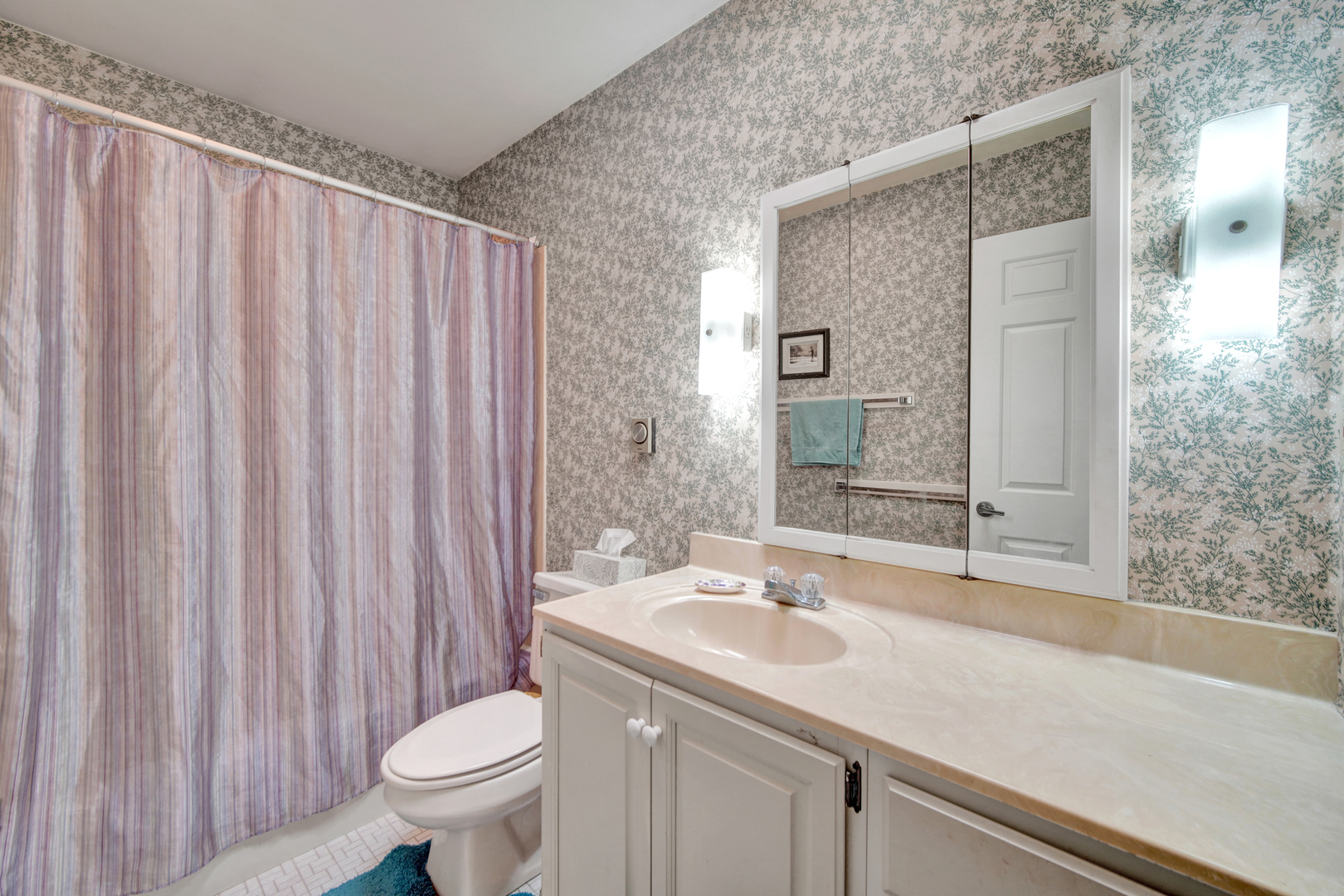2418 N Nottingham Court, Champaign, IL 61821