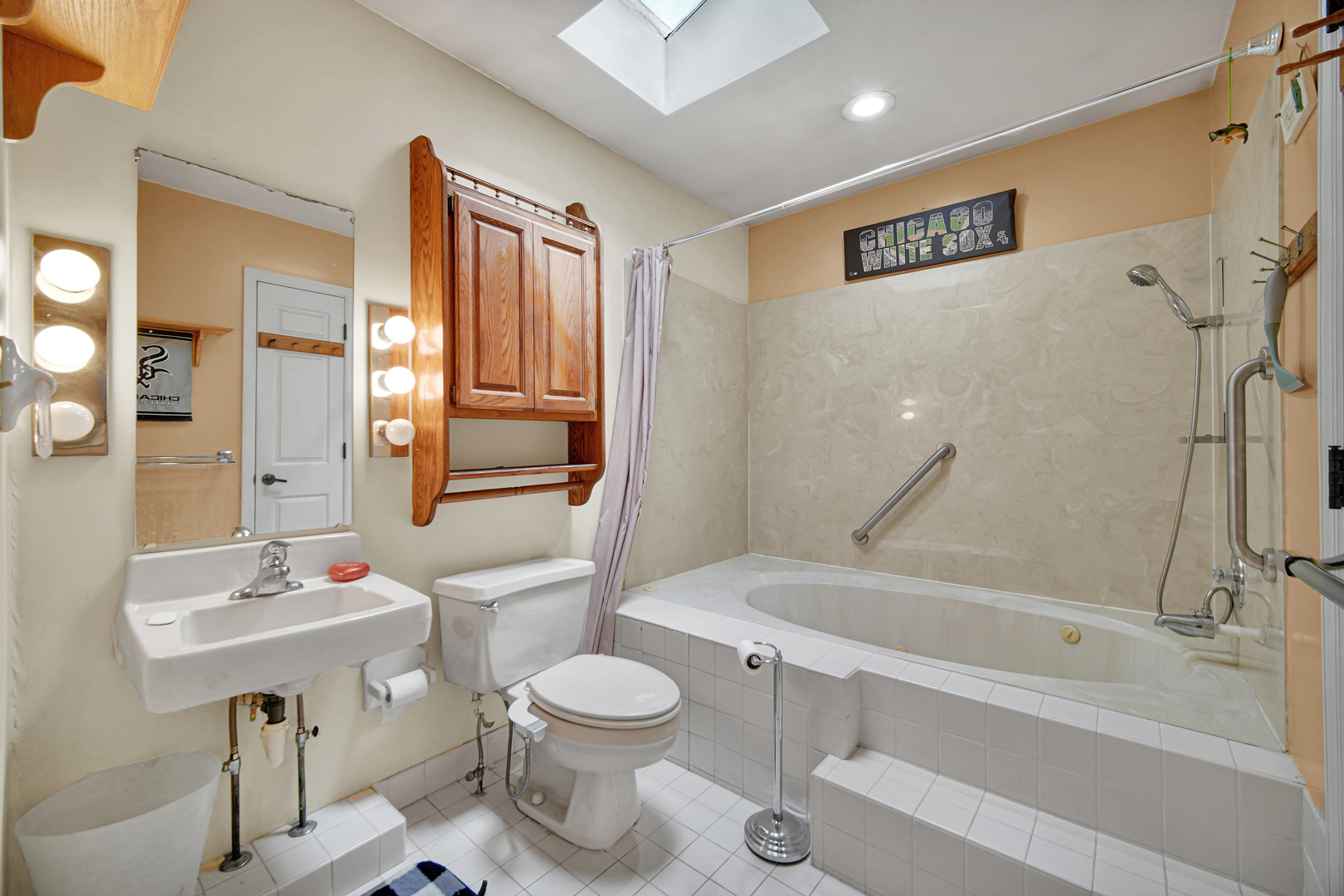 2418 N Nottingham Court, Champaign, IL 61821