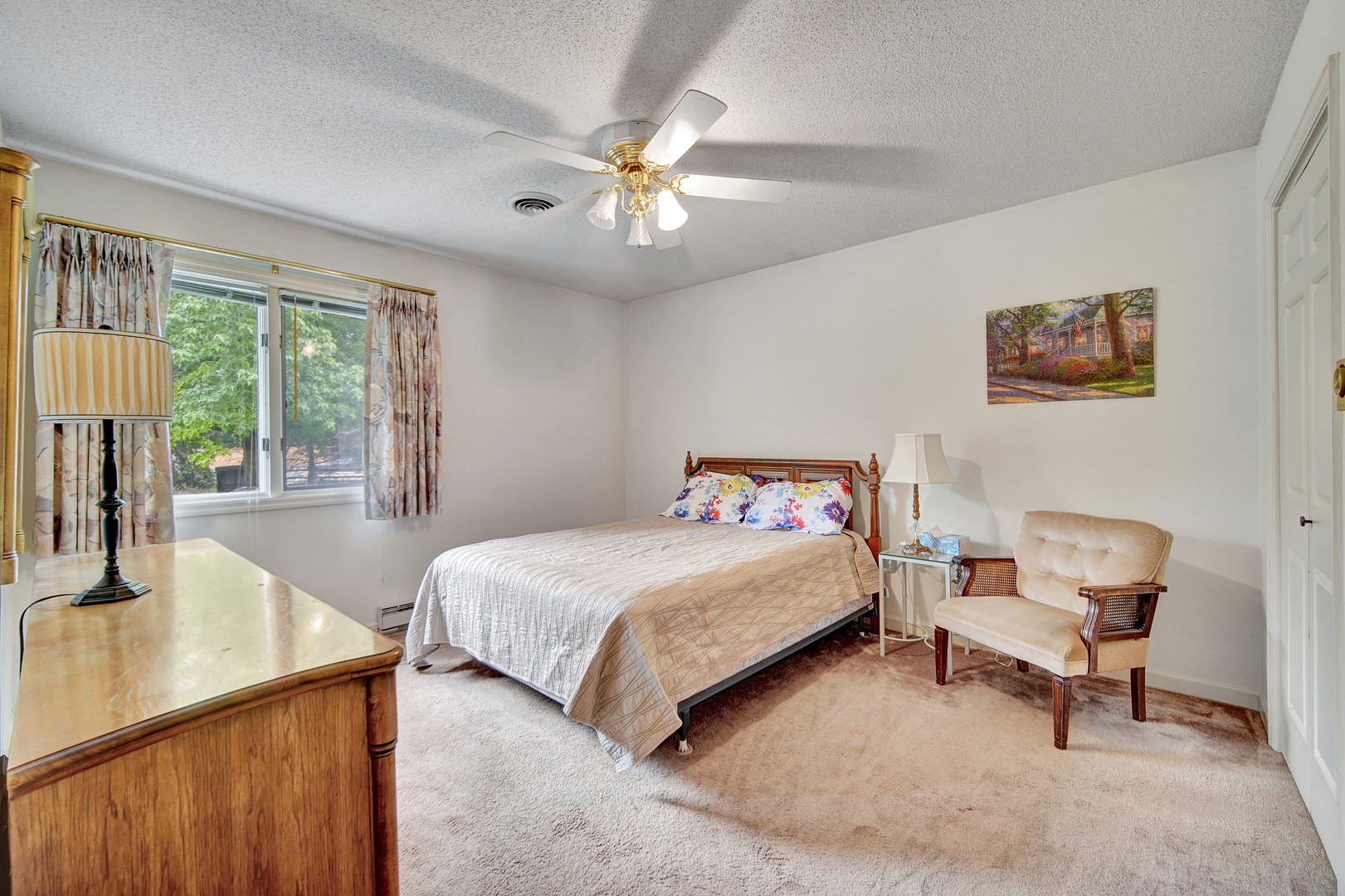 2418 N Nottingham Court, Champaign, IL 61821