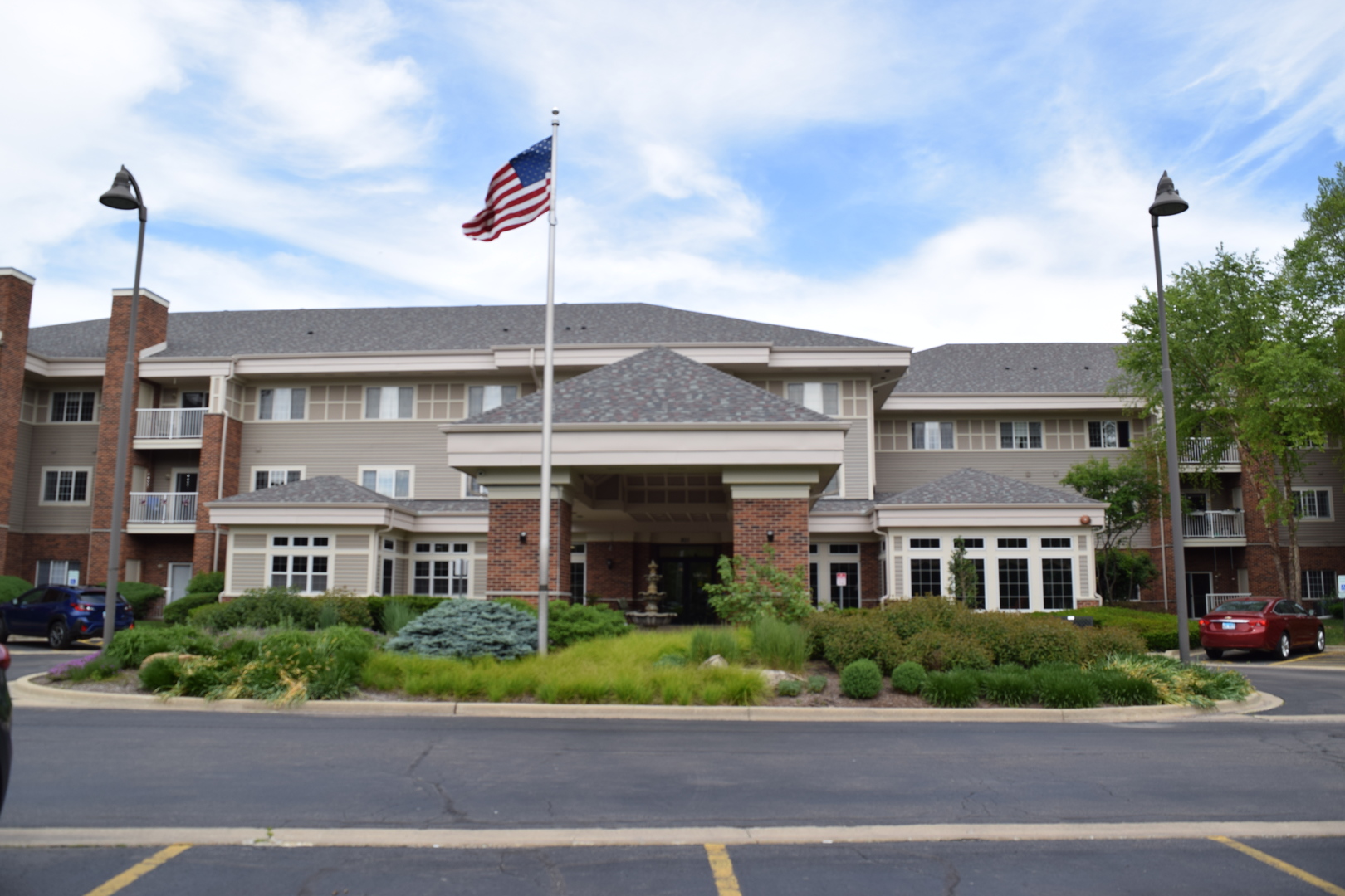 801 N Mclean Boulevard #258, Elgin, IL 60123