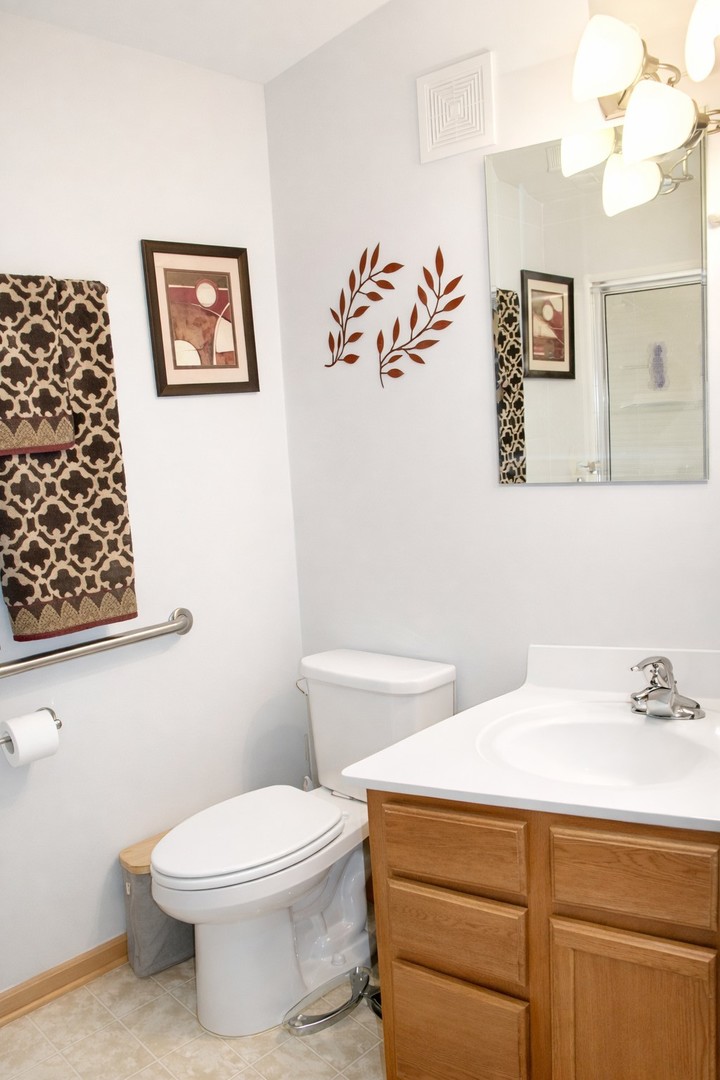 801 N Mclean Boulevard #258, Elgin, IL 60123
