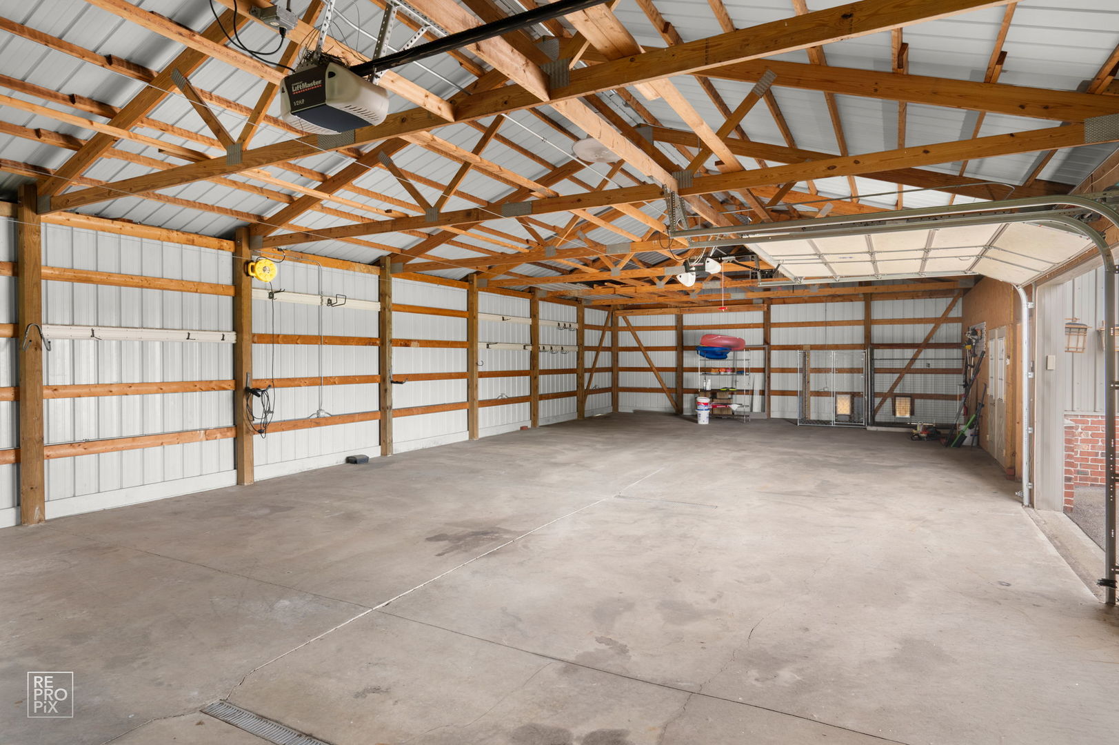 11N720 Muirhead Road, Elgin, IL 60124