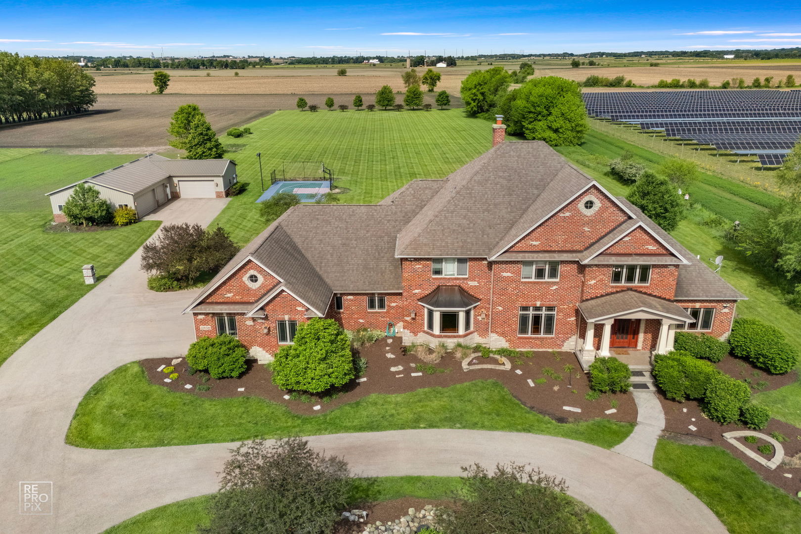 11N720 Muirhead Road, Elgin, IL 60124