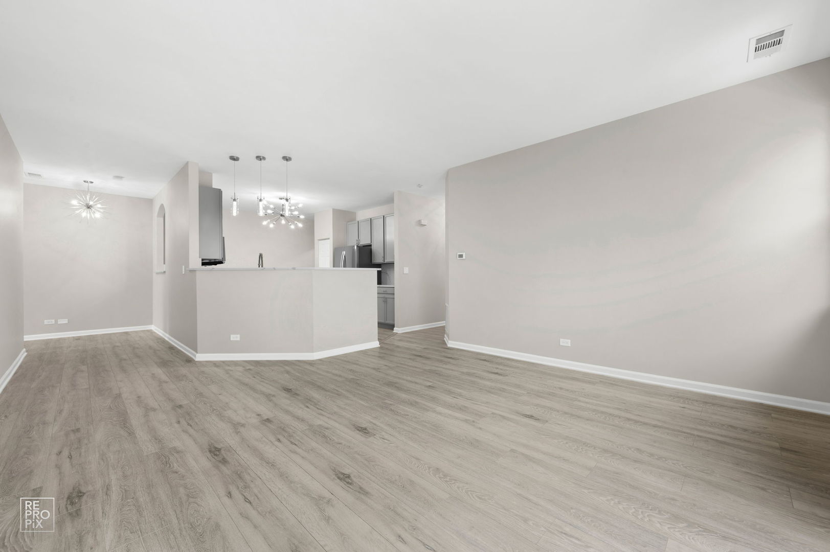 8217 Concord Lane #D, Justice, IL 60458
