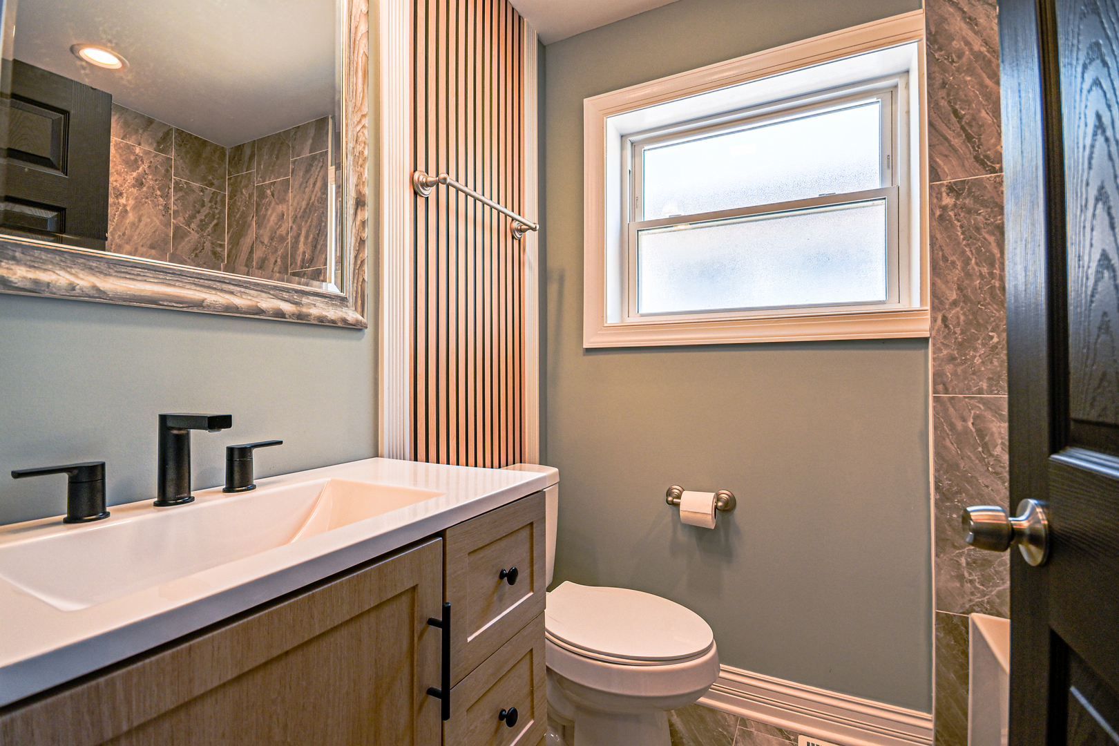 1237 E 95th Street, Chicago, IL 60628
