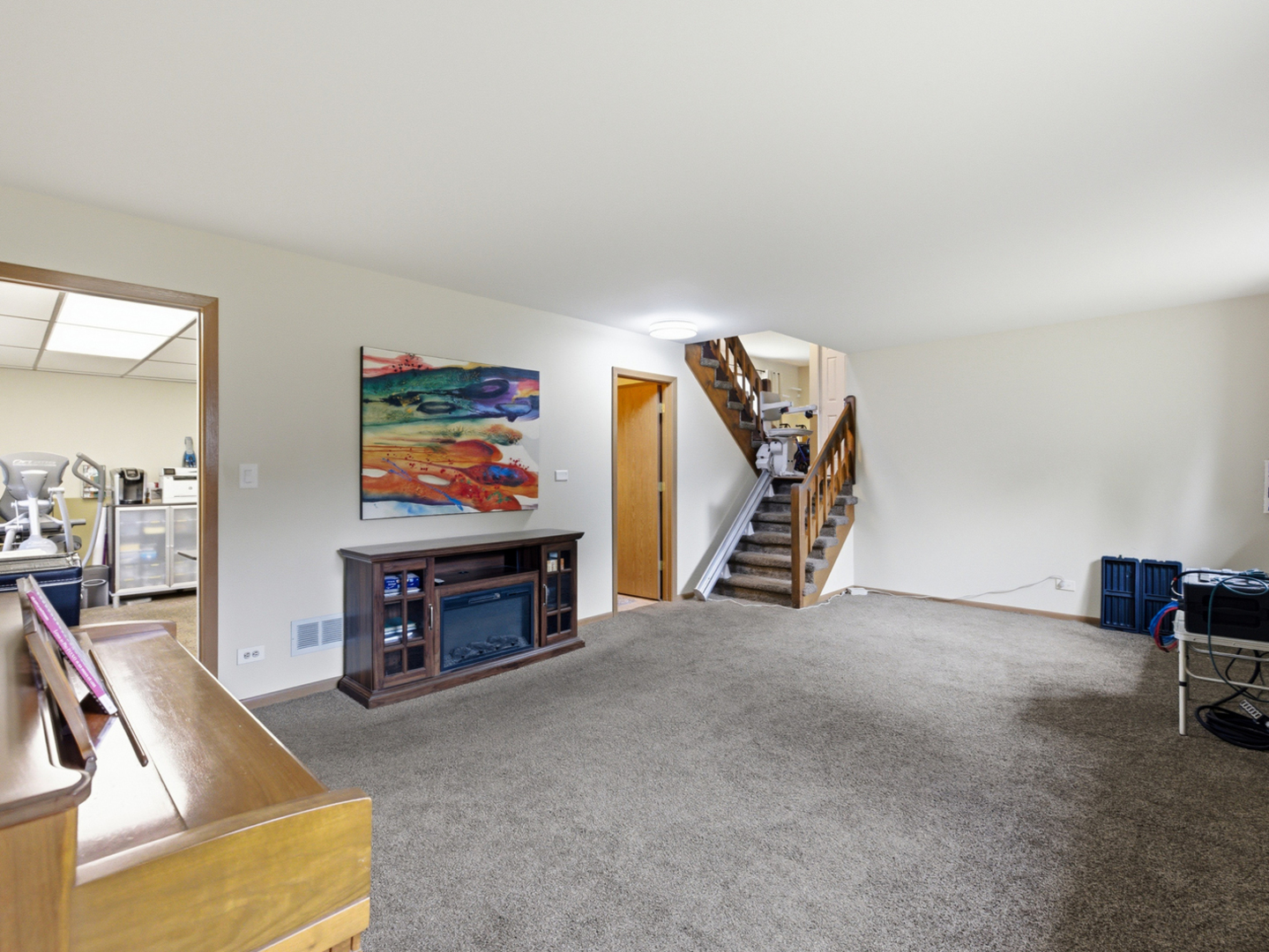 1158 Pinetree Lane, Bartlett, IL 60103