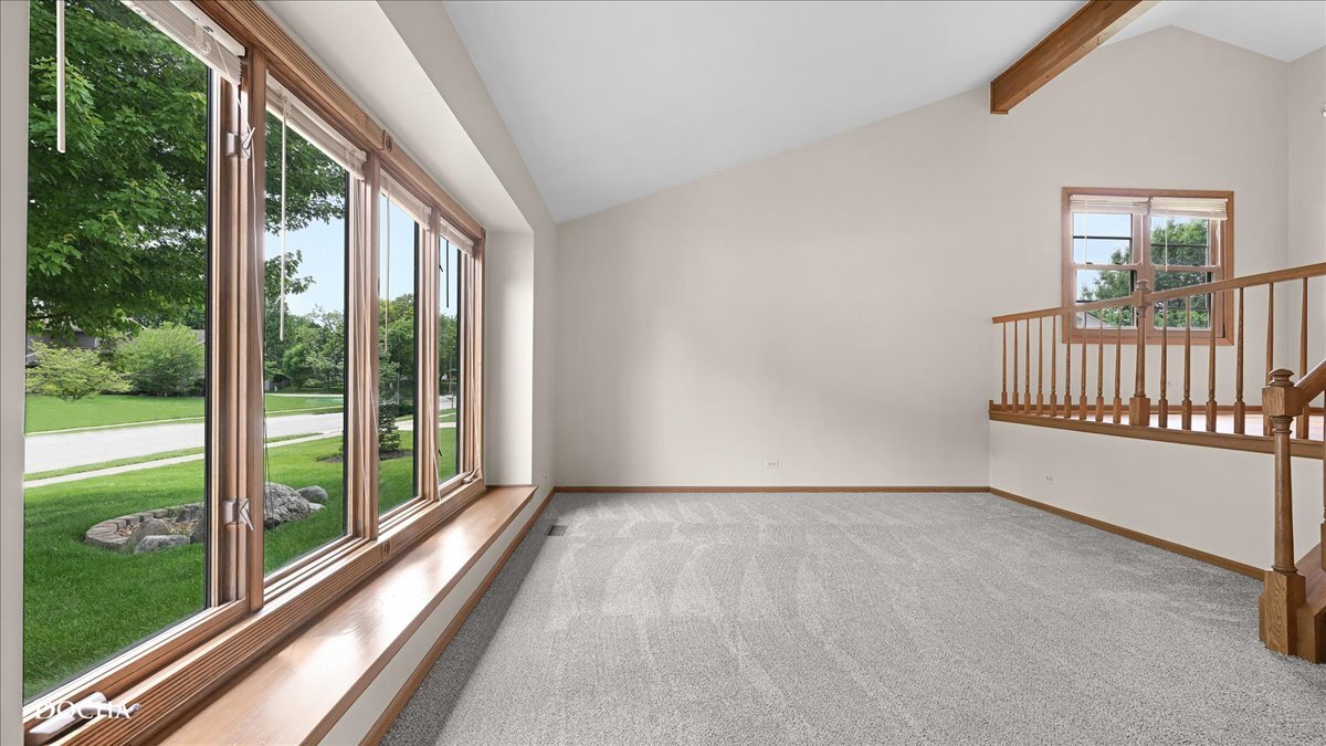 29 Mayfair Lane, Aurora, IL 60504