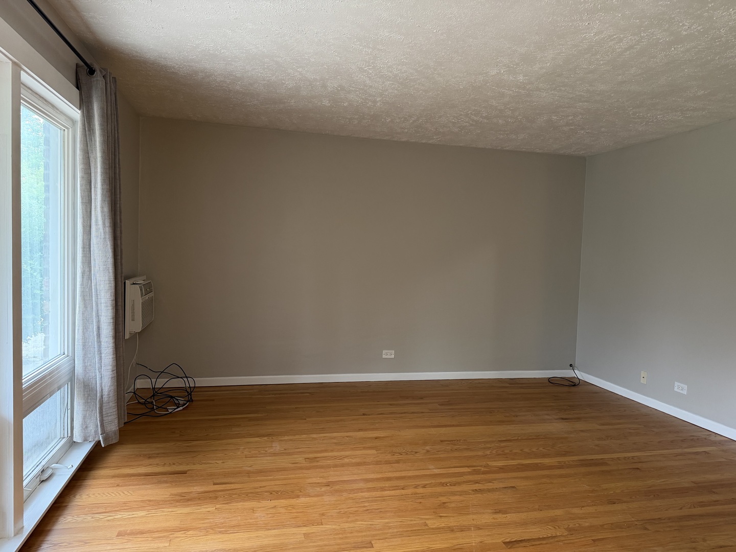 2200 Arbor Circle #1, Downers Grove, IL 60515