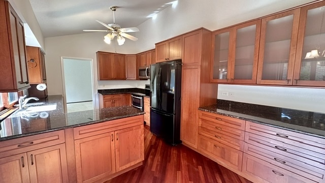 12 Kent Court, Willowbrook, IL 60527