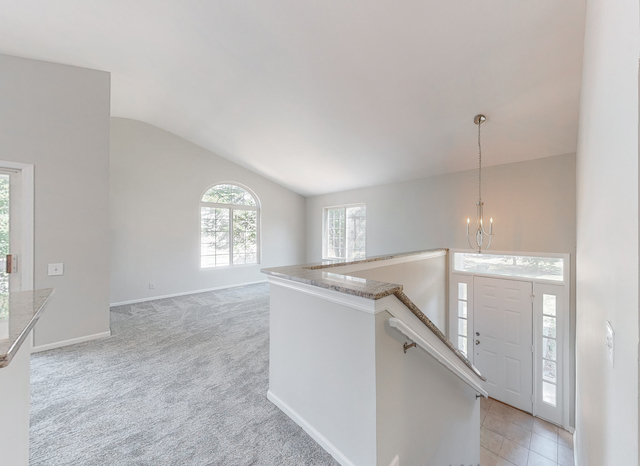 1860 Middlebury Drive #1860, Aurora, IL 60503