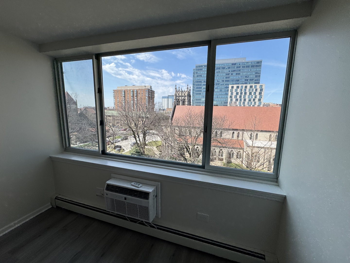 151 N Kenilworth Avenue #4G, Oak Park, IL 60301