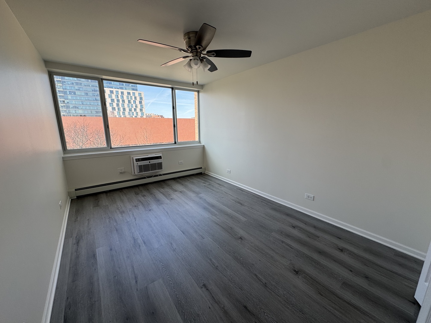 151 N Kenilworth Avenue #4G, Oak Park, IL 60301