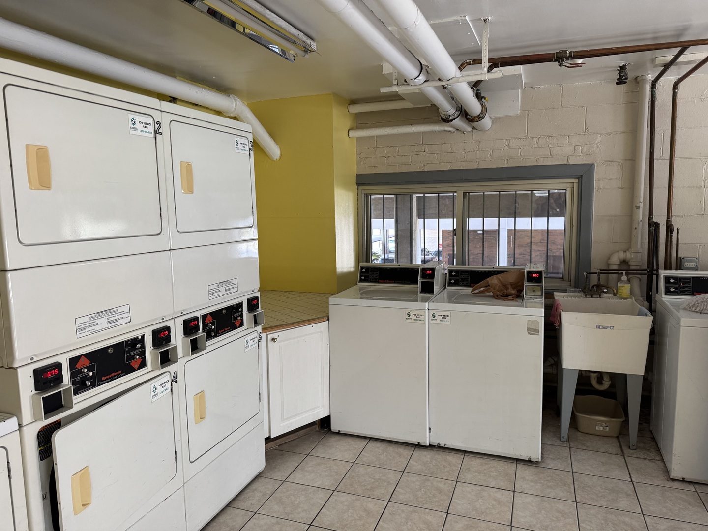 151 N Kenilworth Avenue #4G, Oak Park, IL 60301