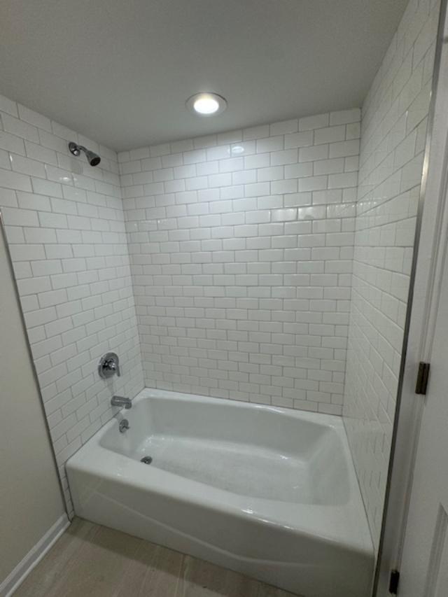 151 N Kenilworth Avenue #4G, Oak Park, IL 60301