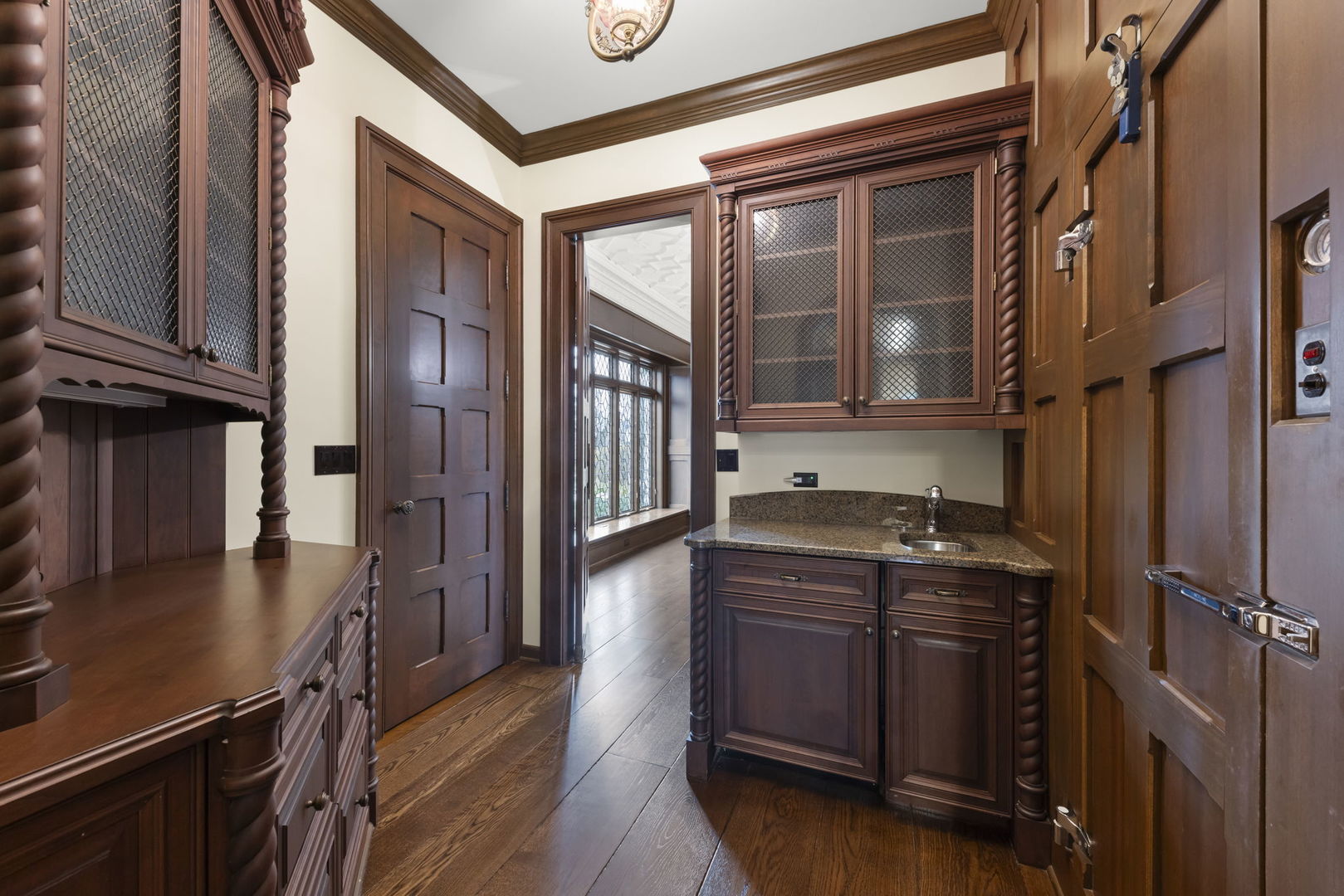 24w141 Hobson Road, Naperville, IL 60540