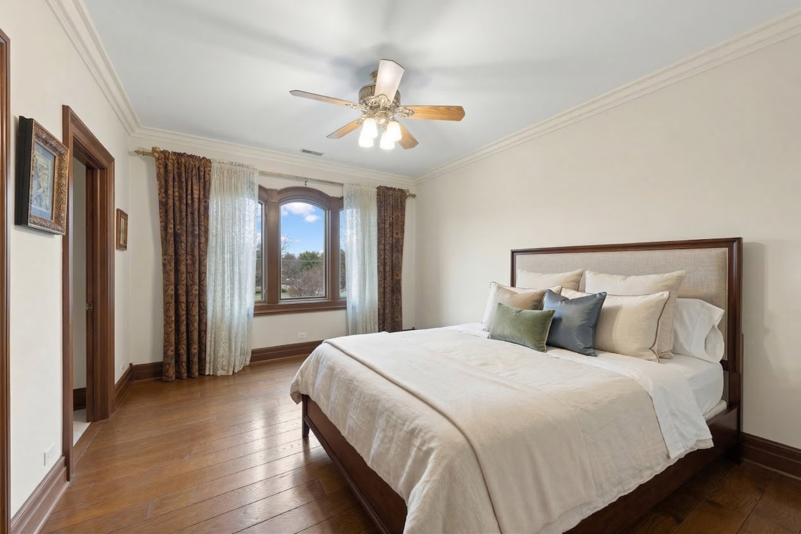 24w141 Hobson Road, Naperville, IL 60540