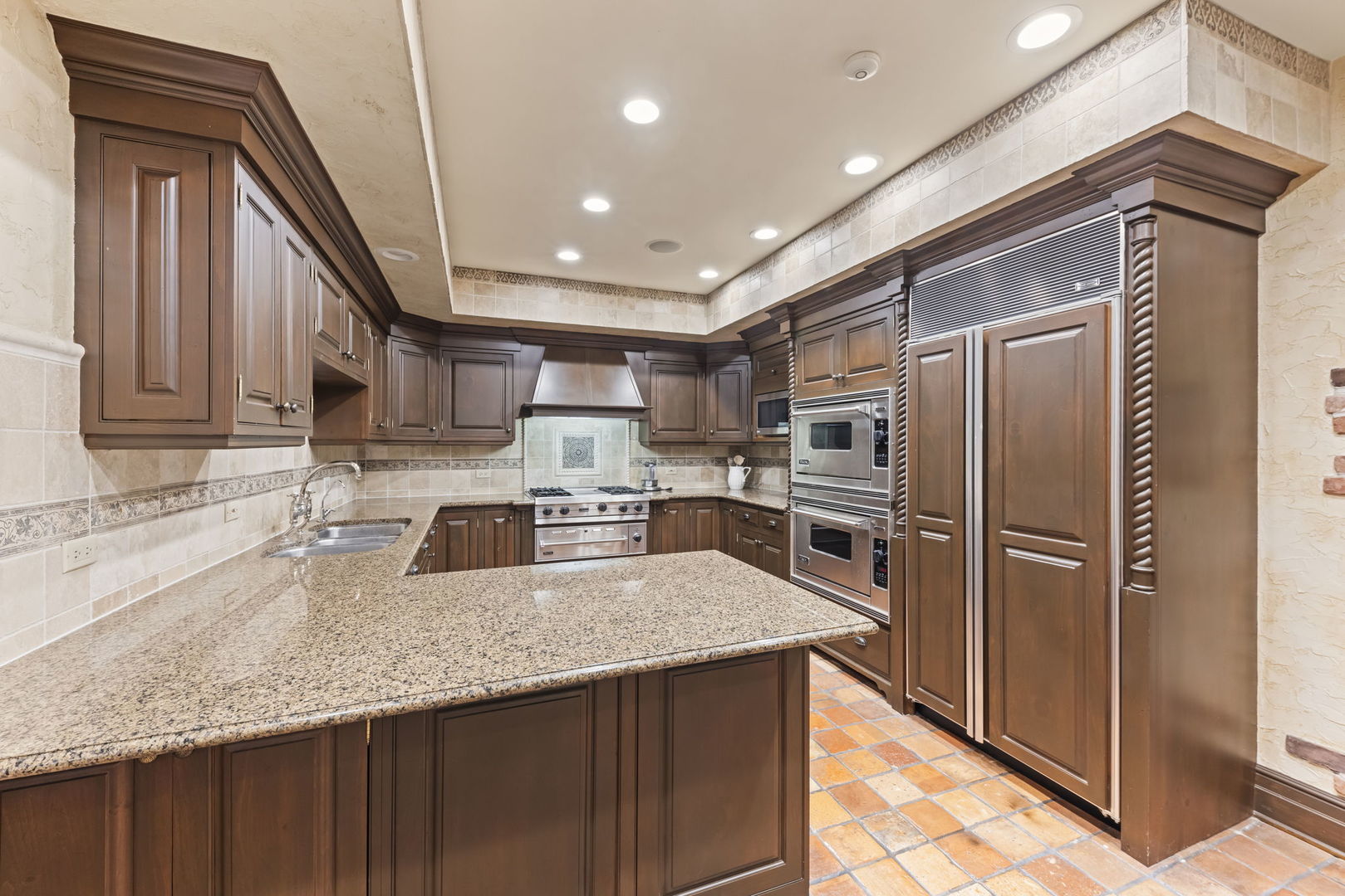 24w141 Hobson Road, Naperville, IL 60540