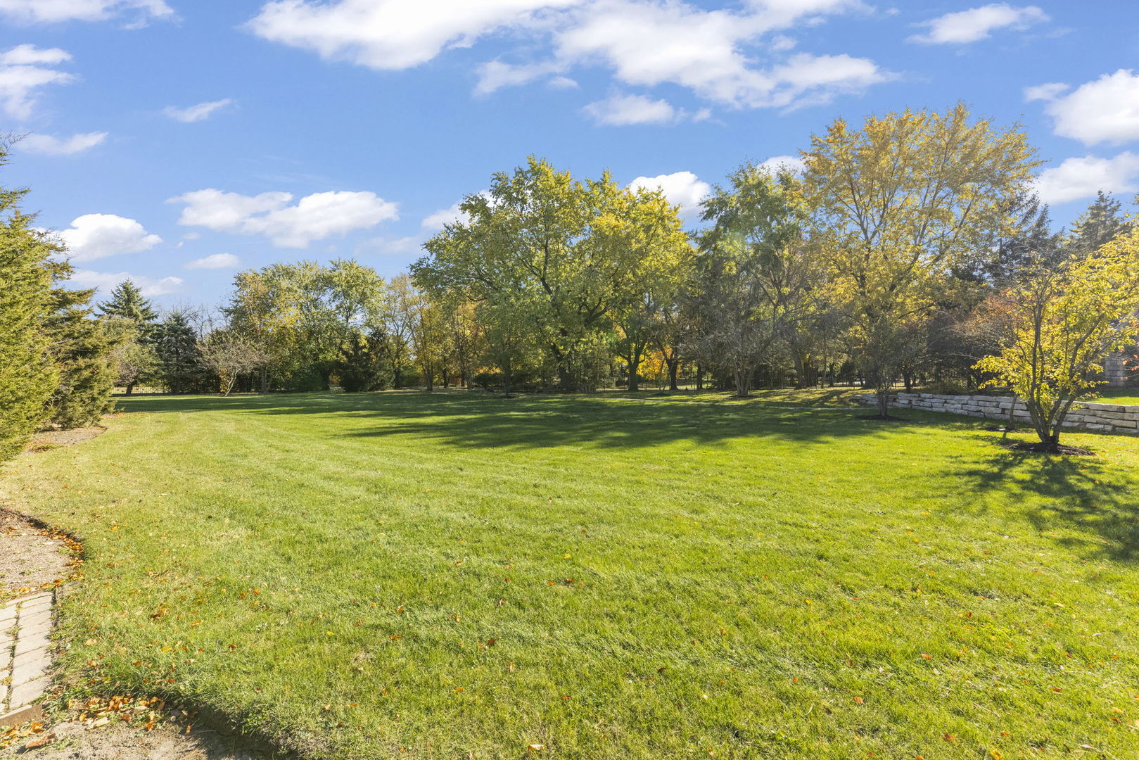 24w141 Hobson Road, Naperville, IL 60540