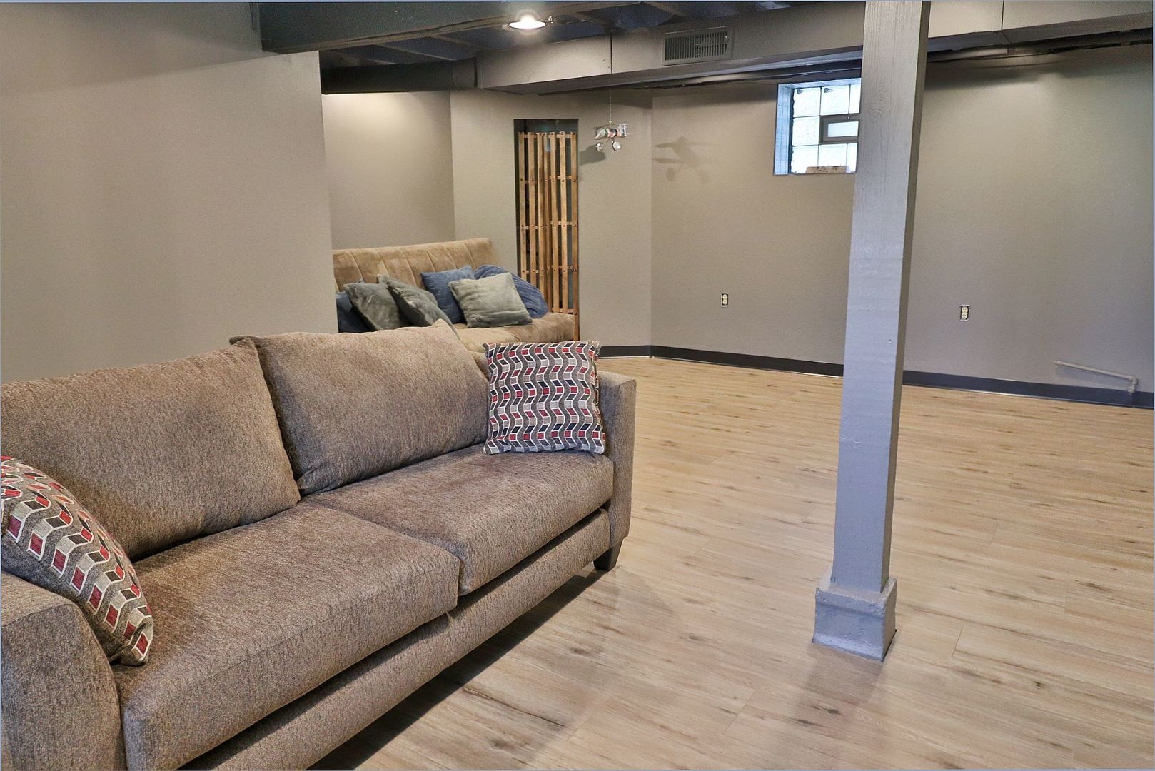 151 E 2nd Avenue, New Lenox, IL 60451