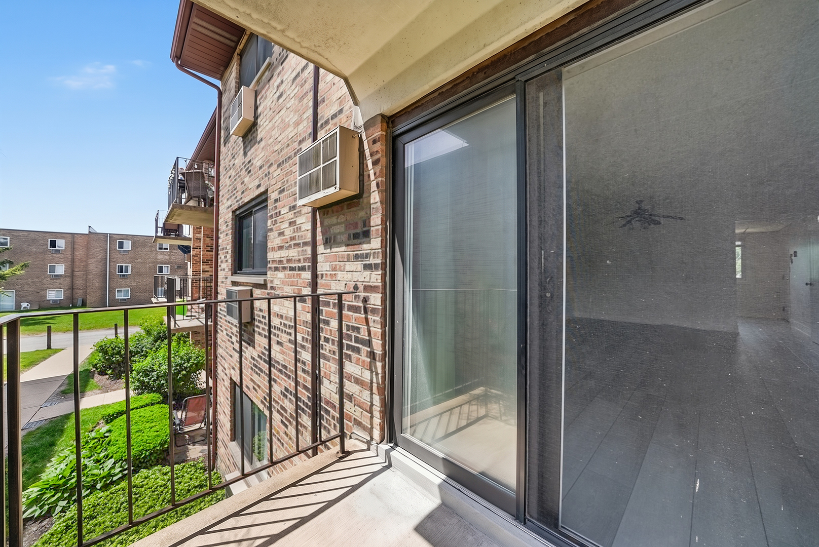 332 KLEIN CREEK Court #C, Carol Stream, IL 60188