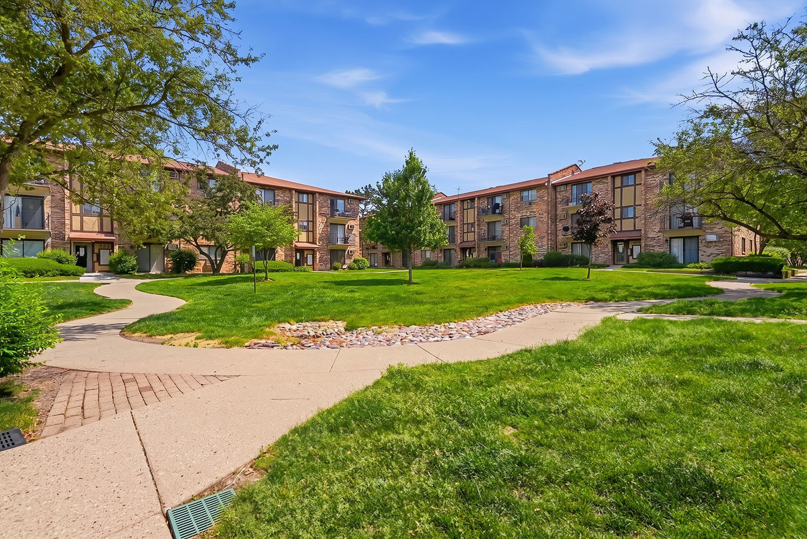 332 KLEIN CREEK Court #C, Carol Stream, IL 60188
