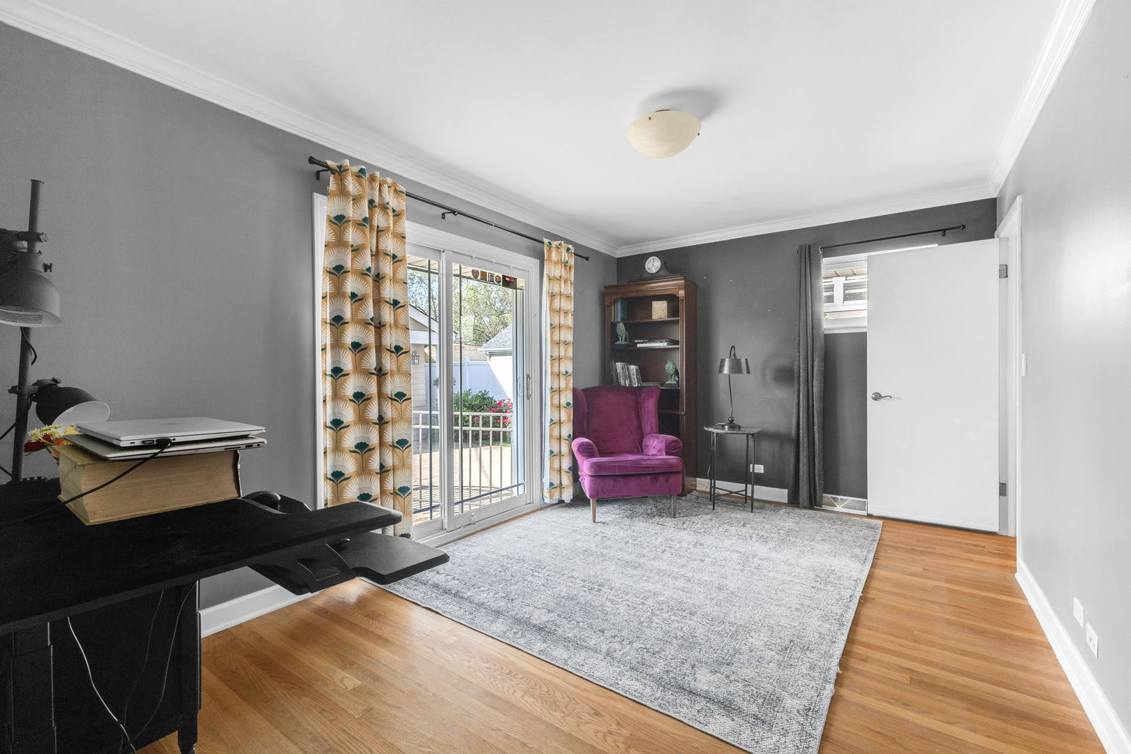10813 Berkshire Street, Westchester, IL 60154