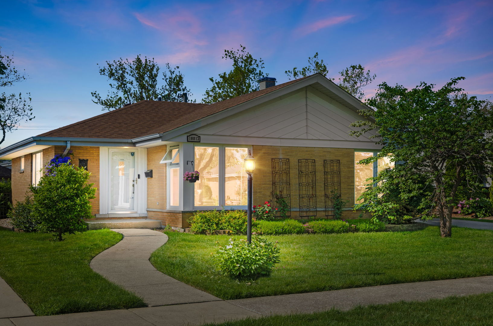 10813 Berkshire Street, Westchester, IL 60154