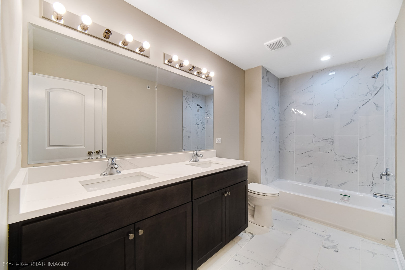 1411 W 172nd Street, East Hazel Crest, IL 60429
