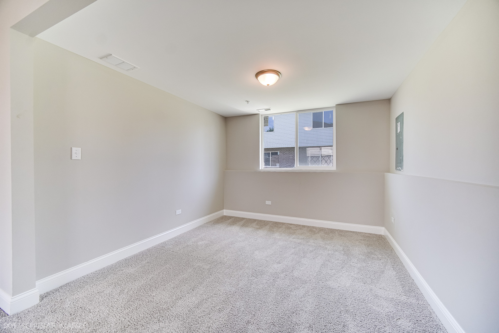 1411 W 172nd Street, East Hazel Crest, IL 60429