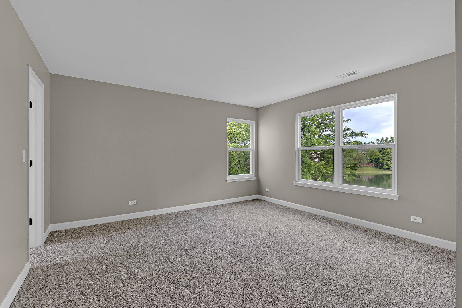 291 Wedgewood Circle, Lake In The Hills, IL 60156