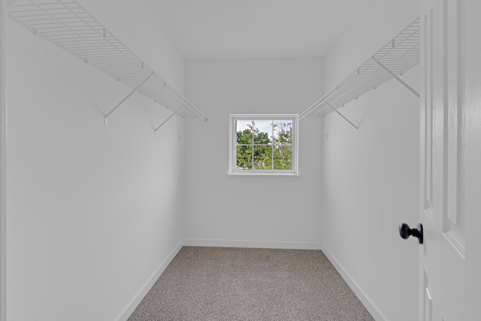 291 Wedgewood Circle, Lake In The Hills, IL 60156