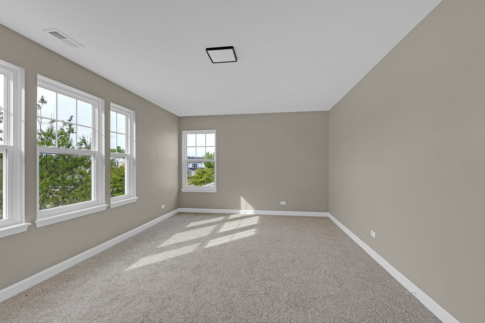 291 Wedgewood Circle, Lake In The Hills, IL 60156
