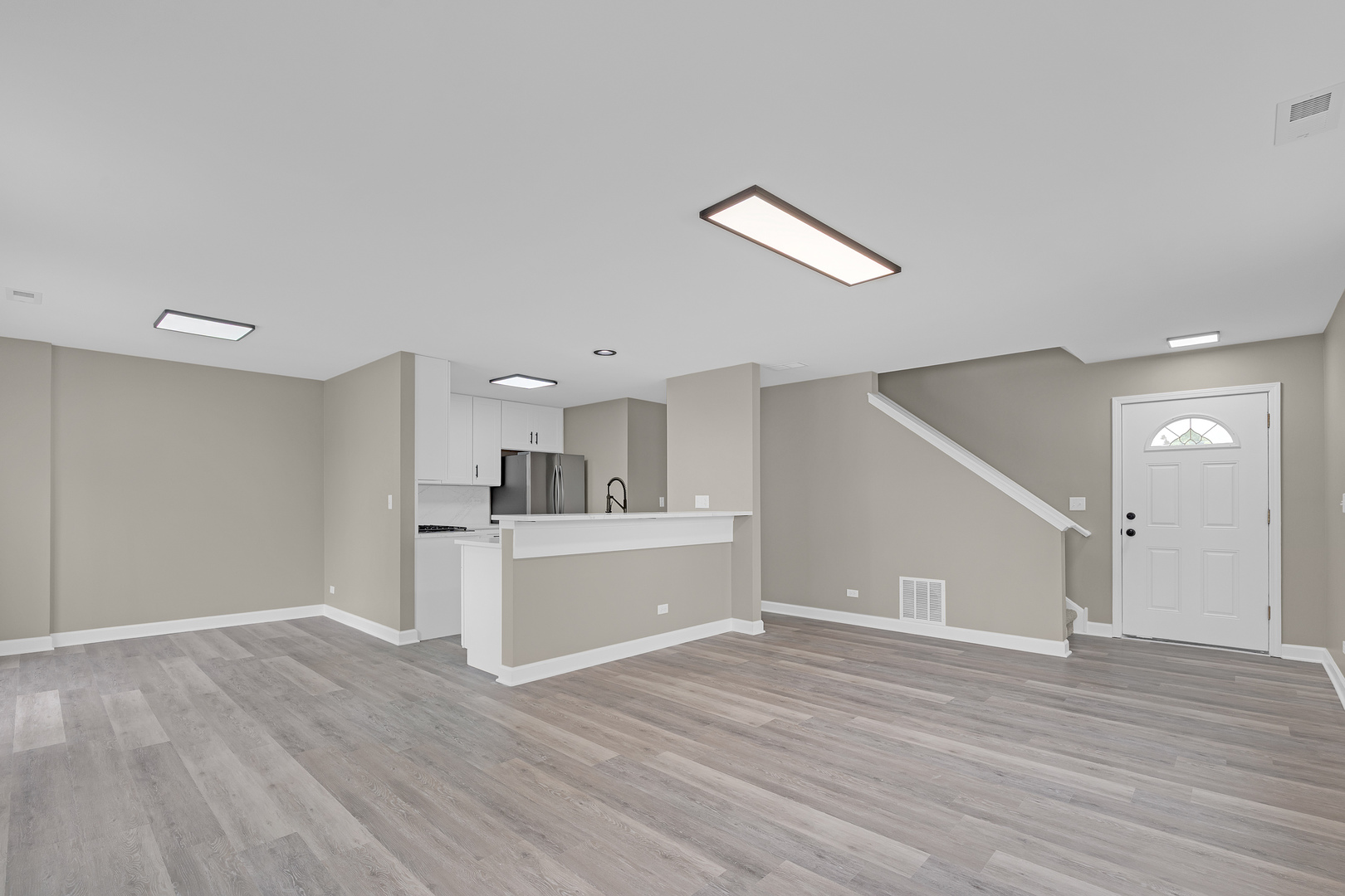 291 Wedgewood Circle, Lake In The Hills, IL 60156