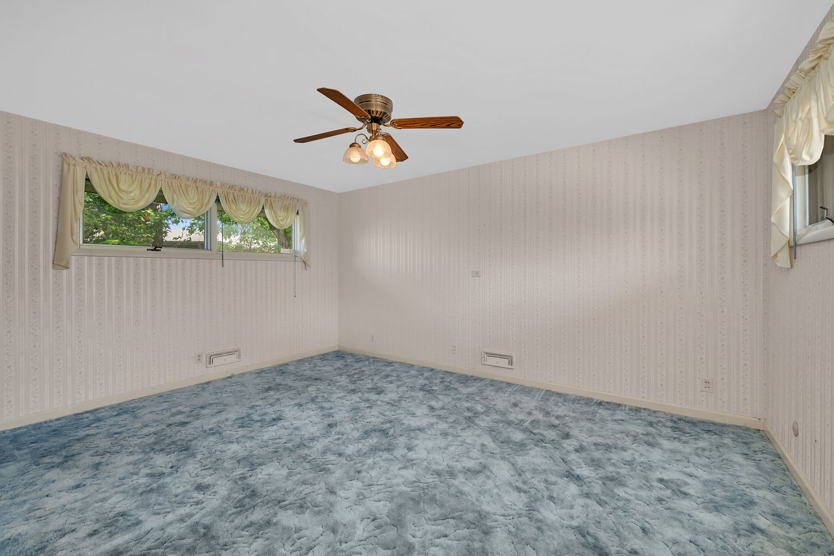 702 Palladium Drive, Joliet, IL 60435