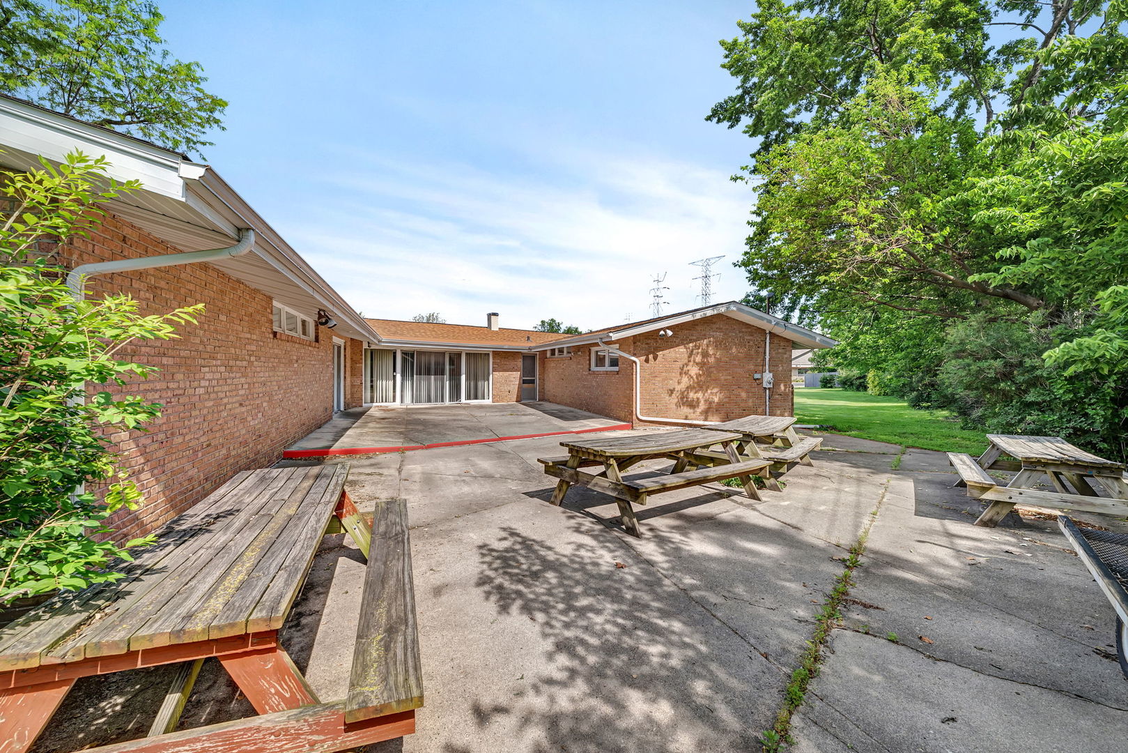 702 Palladium Drive, Joliet, IL 60435