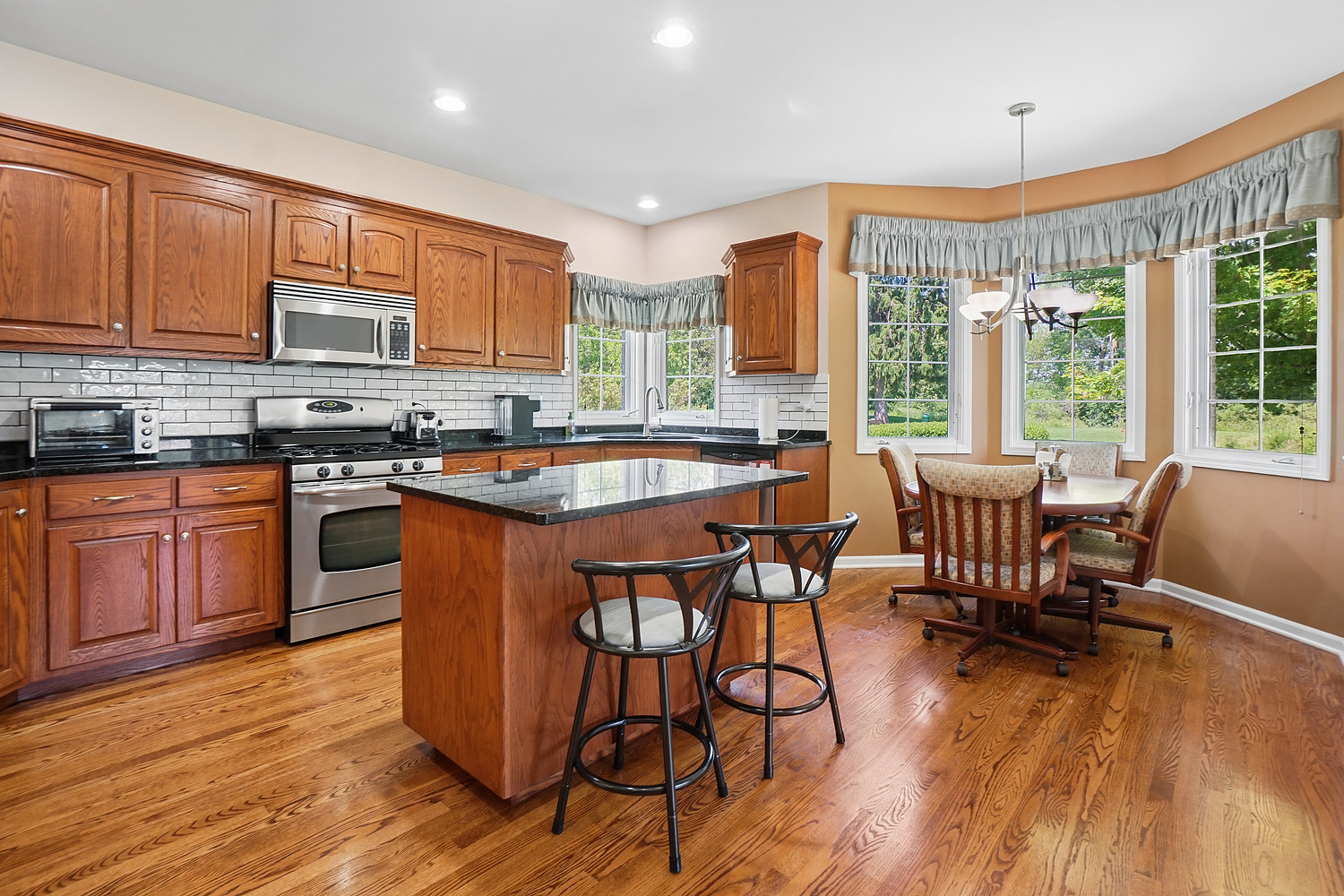 512 Highlington Court, Beecher, IL 60401