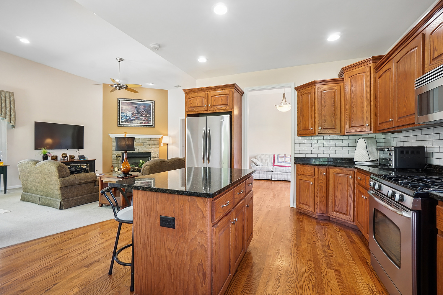 512 Highlington Court, Beecher, IL 60401