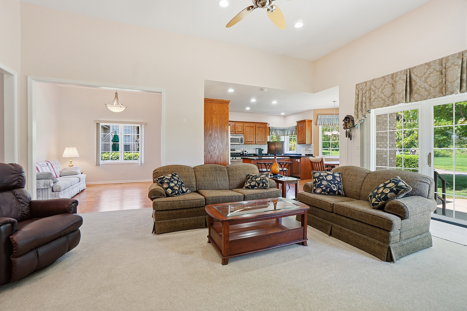 512 Highlington Court, Beecher, IL 60401