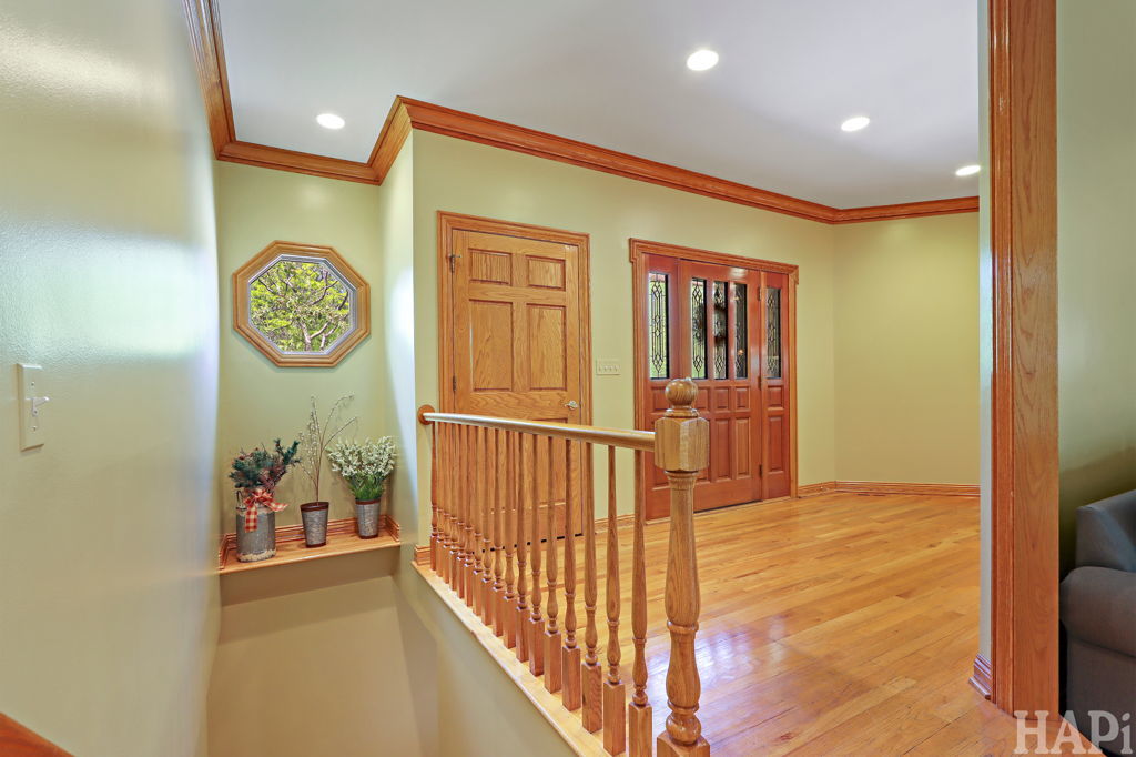 23925 W Grass Lake Road, Antioch, IL 60002