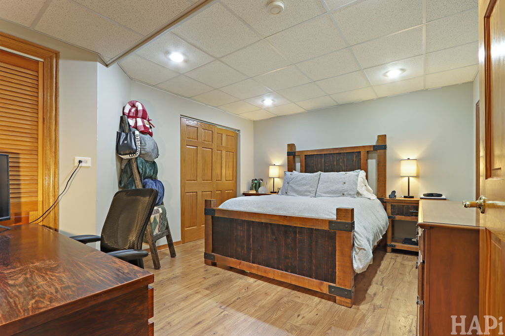 23925 W Grass Lake Road, Antioch, IL 60002