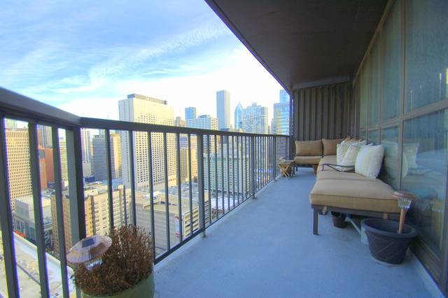 10 E Ontario Street #2101, Chicago, IL 60611