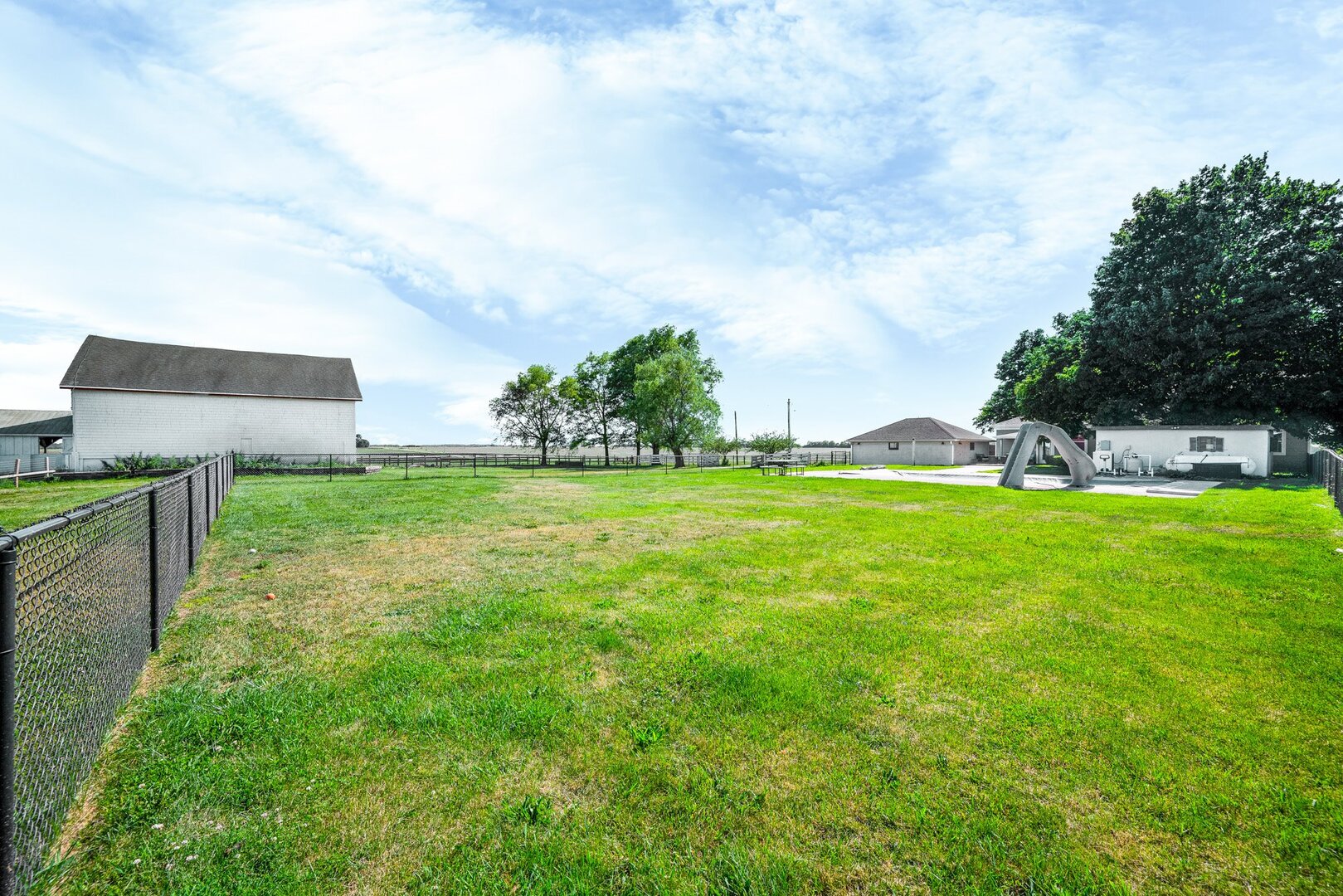 7423 N 1550 East Road, Heyworth, IL 61745