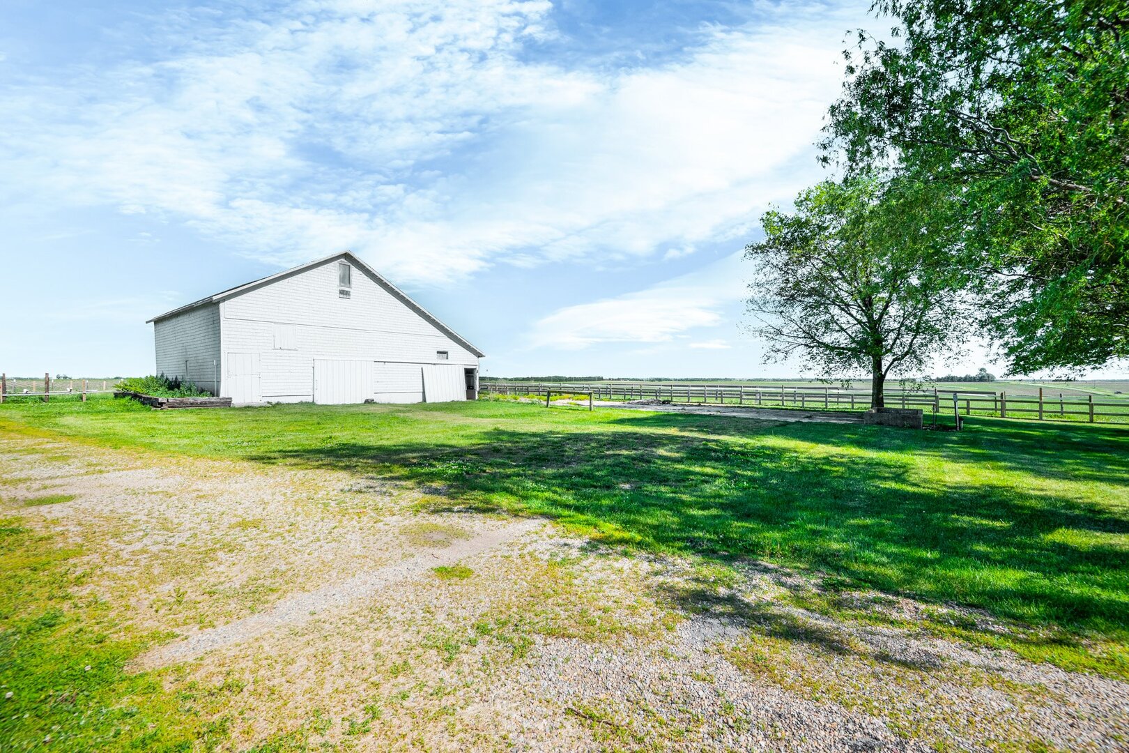 7423 N 1550 East Road, Heyworth, IL 61745