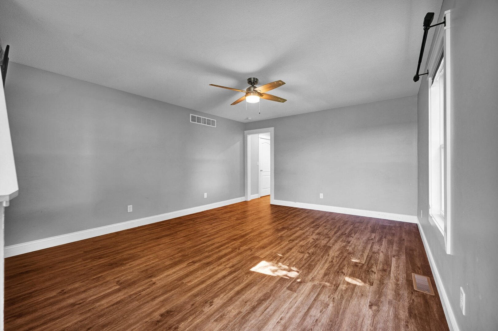 7423 N 1550 East Road, Heyworth, IL 61745