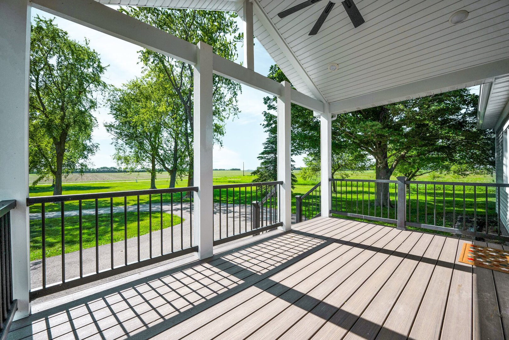 7423 N 1550 East Road, Heyworth, IL 61745